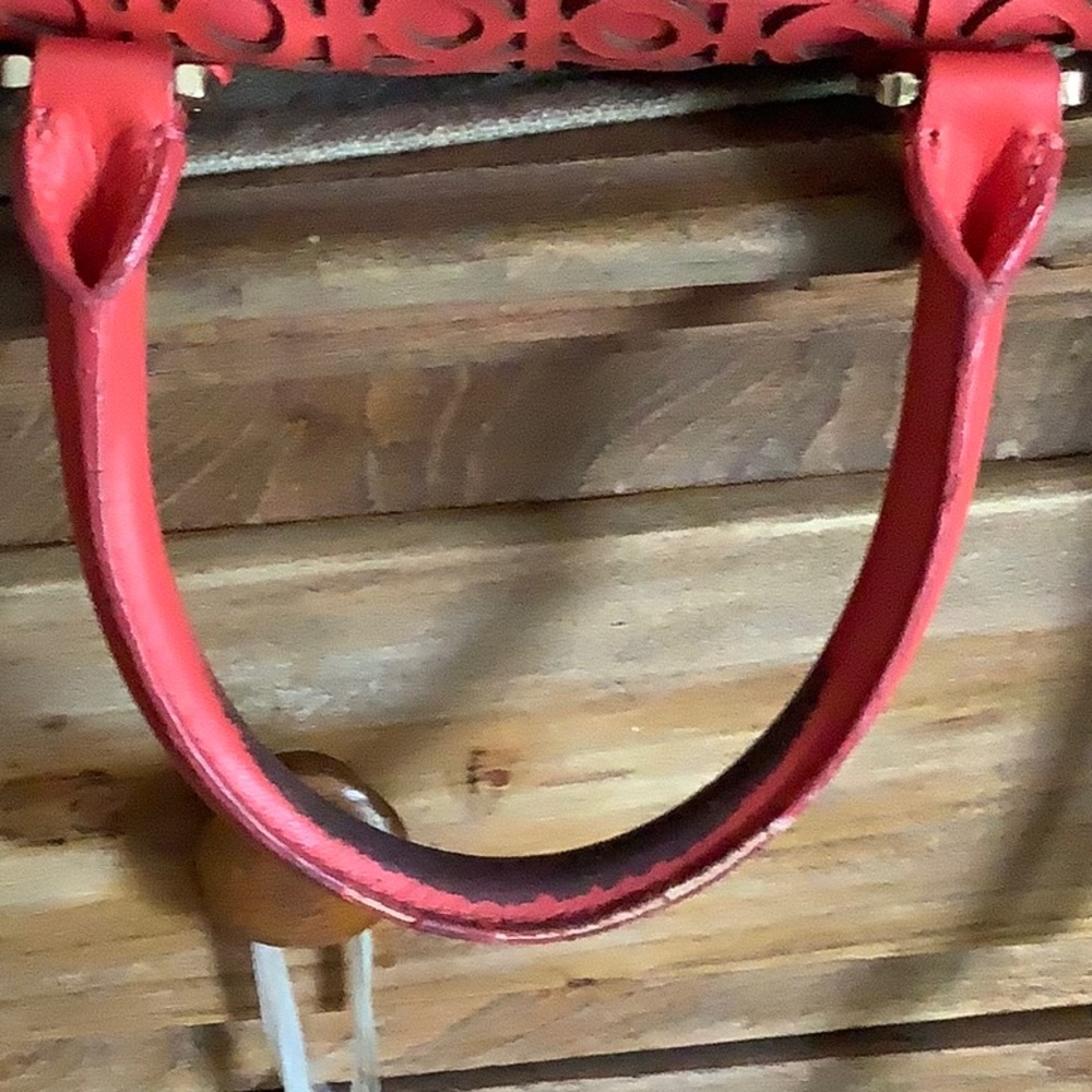Tory Burch Robinson Middy Cutout Purse - Picture 4 of 6